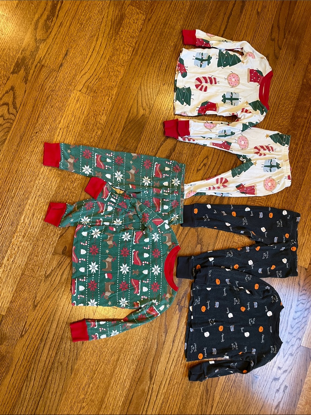 Carters Holiday Pajama Bundle